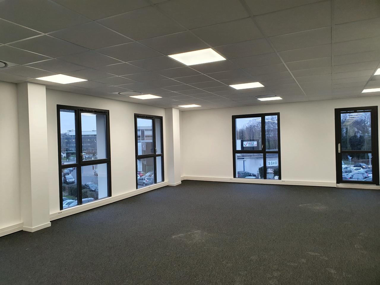 Bureau La-Chapelle-sur-Erdre 387m² Location bureau La-Chapelle-sur-Erdre Loire-Atlantique OLBUR2528700 2